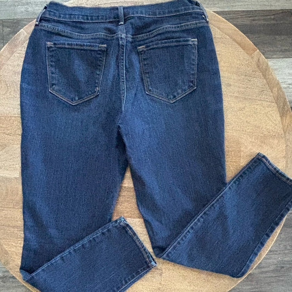 Old Navy Curvy Profile 8S Mid Rise Straight Leg Jeans Dark Wash - Picture 6 of 11